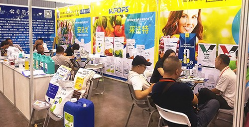 四川成都中國西部創(chuàng)新農(nóng)業(yè)博覽會—夫沃施用實力征服市場！